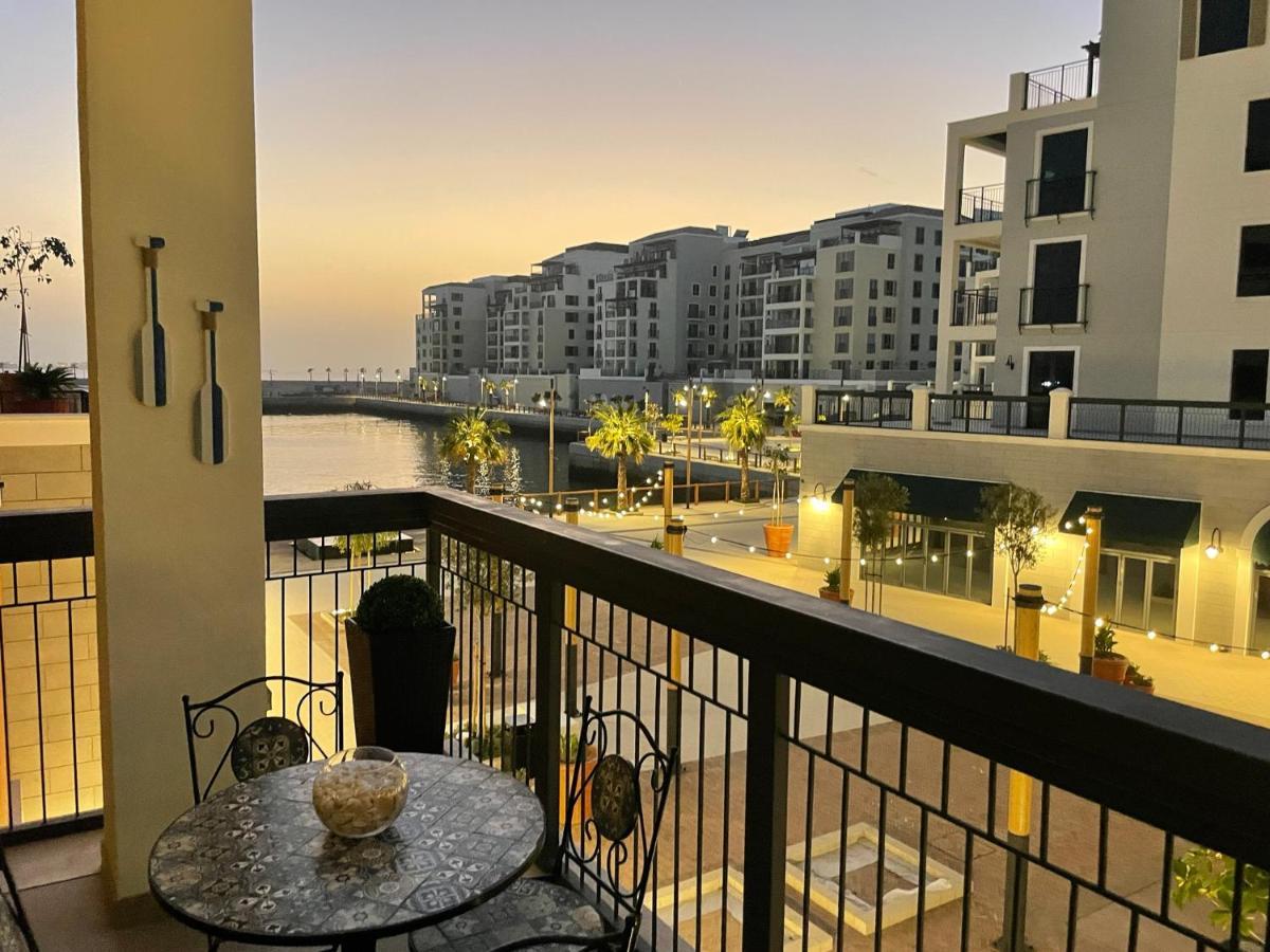 Ultimate Stay - 4 Beds - La Mer - Sunset Marina View Dubai Exterior foto